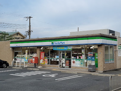 コンビニ　ファミリーマート 四條畷しとみや店（コンビニ）まで1295m