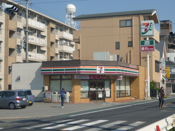 コンビニ　セブンイレブン明石西江井ケ島西店（コンビニ）まで374m