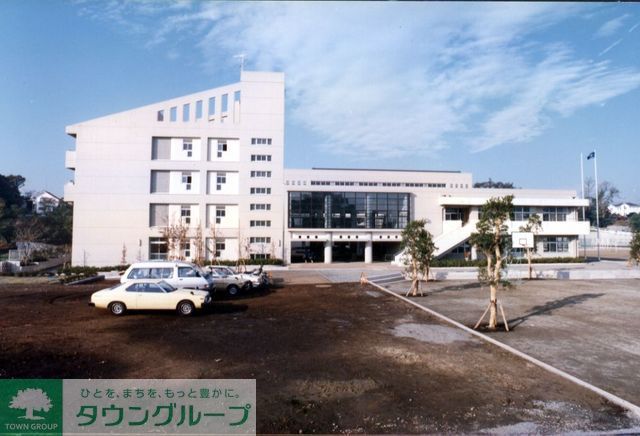 その他　厚木市立依知中学校（その他）まで2090m