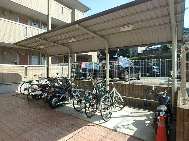 その他共有部分　屋根付駐輪場