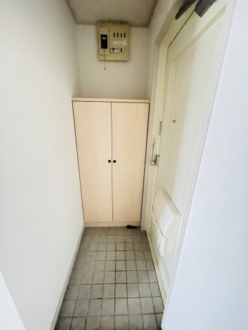 玄関　※同物件別号室の写真になります