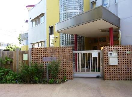 幼稚園・保育園　せたがや小鳥の森保育園（幼稚園・保育園）まで657m