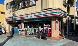 コンビニ　セブンイレブン 荒川東尾久2丁目店（コンビニ）まで210m