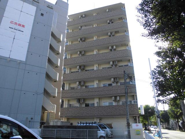 建物外観　ルミエール芳野