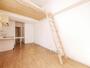 居室・リビング　明るいお部屋です♪