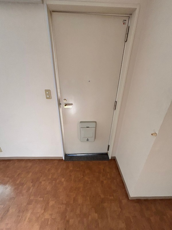 玄関　別部屋参考になります。