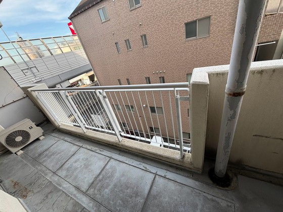 バルコニー　※別部屋のお写真です。