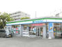 コンビニ　ファミリーマート 南吹田五丁目店（コンビニ）まで318m