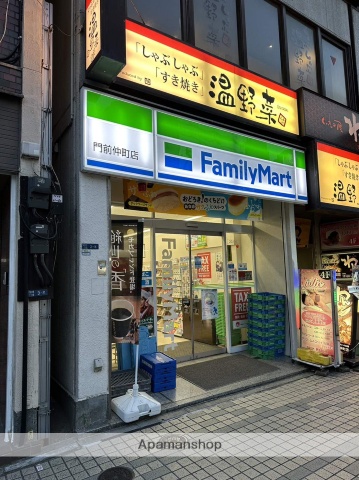 コンビニ　ファミリーマート門前仲町店（コンビニ）まで167m