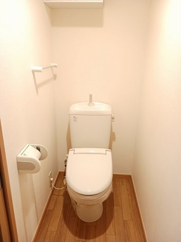 トイレ　シンプルで使いやすいトイレです
