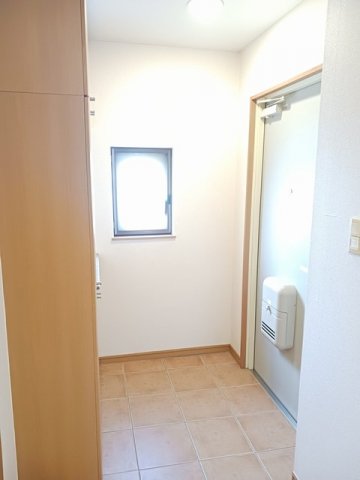 玄関　明るい玄関です