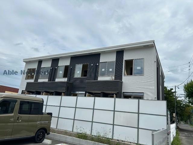 建物外観　建築中