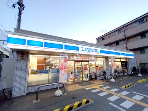 コンビニ　ローソン 鷹合四丁目店（コンビニ）まで516m
