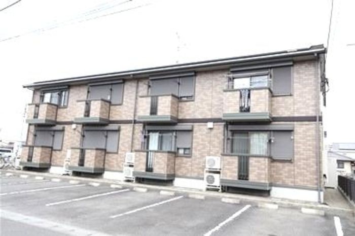 建物外観　落ち着いた雰囲気の外観です