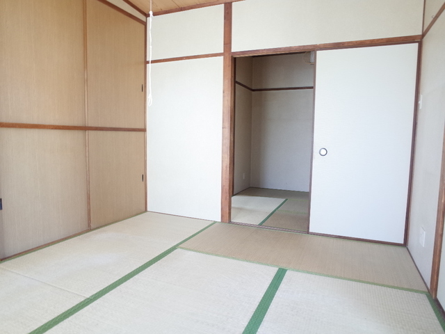 エルパラッツォ笠松の居間写真
