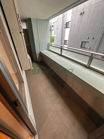 バルコニー　ルネ新宿御苑タワー