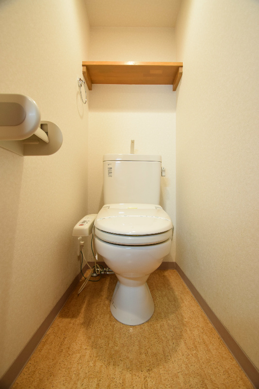 ロフティ芦山寺のトイレ写真