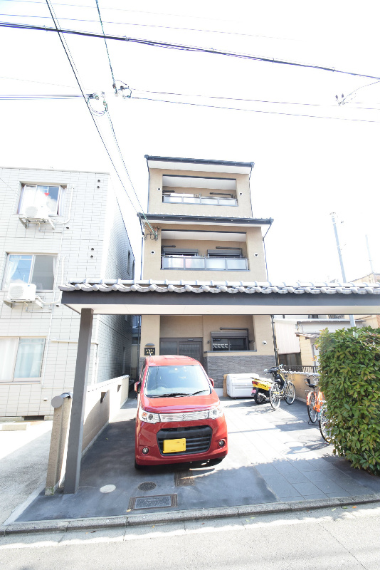 ロフティ芦山寺の外観写真