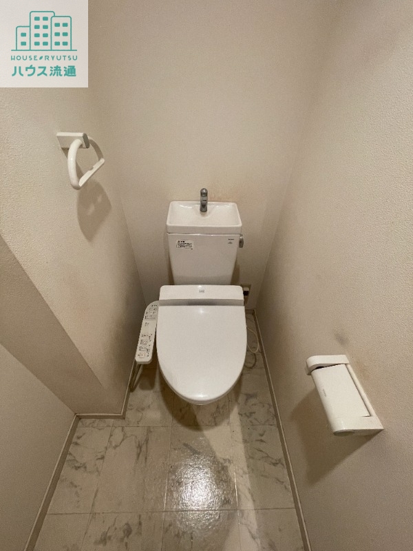 トイレ　※別号室タイプの写真です。