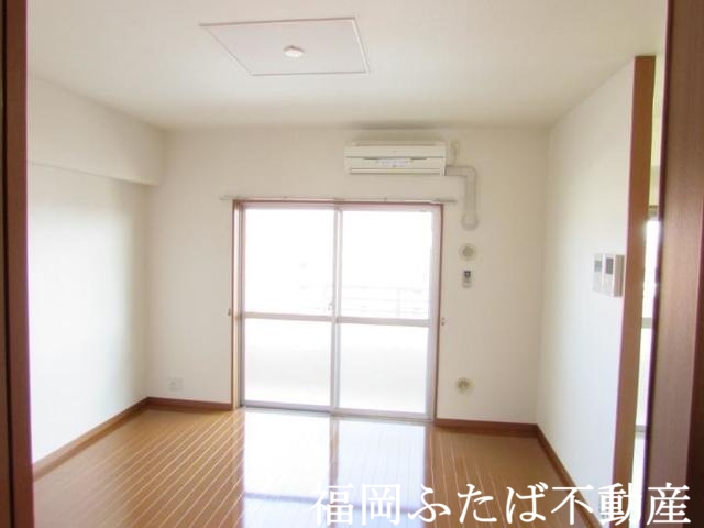 居室・リビング　別部屋参照