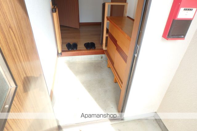 上條住宅の玄関写真