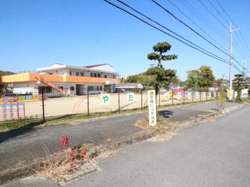 幼稚園・保育園　矢田認定こども園（幼稚園・保育園）まで1118m