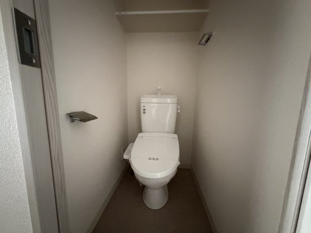 プレサンス大国町ラヴェニールのトイレ写真