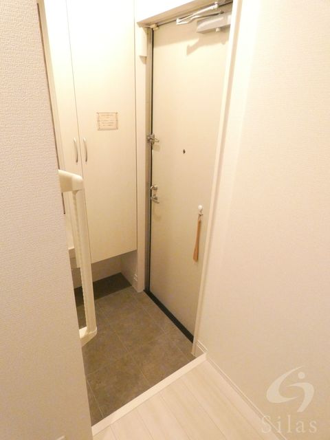 阪急宝塚線 庄内駅 徒歩20分 3階建 築6年の玄関写真