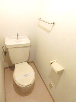 トイレ　トイレです。