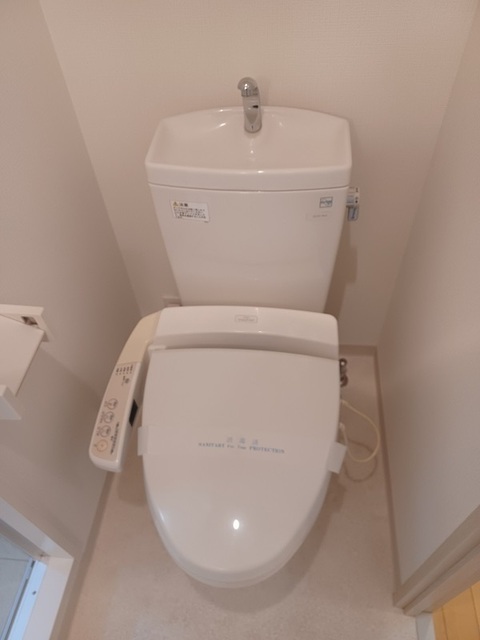 トイレ　シャワートイレ