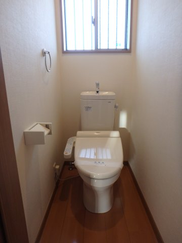 メゾン・ラ・セーヌのトイレ写真