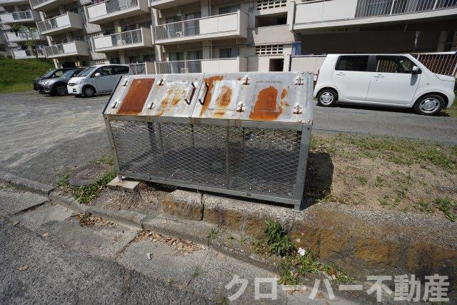 ＪＲ予讃線 宇多津駅 徒歩33分 5階建 築56年の外観写真