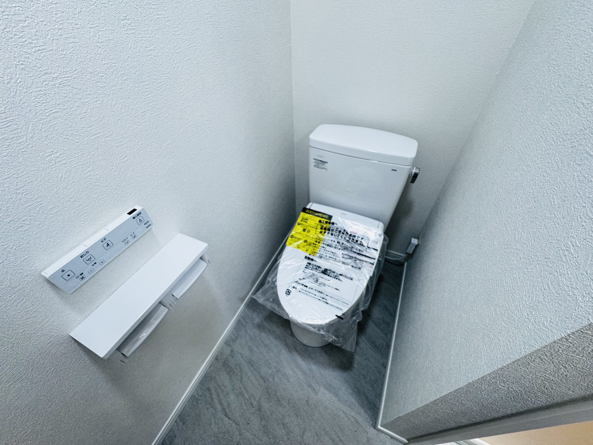 東急目黒線 武蔵小山駅 徒歩8分 3階建 築37年のトイレ写真