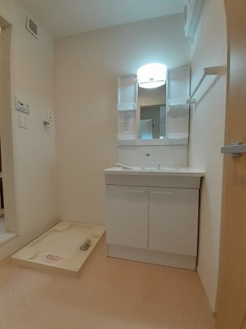 洗面設備　忙しい朝には欠かせない洗面所です