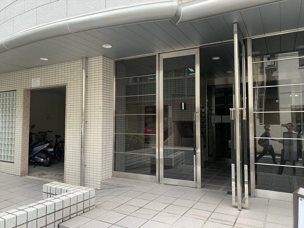 エントランス