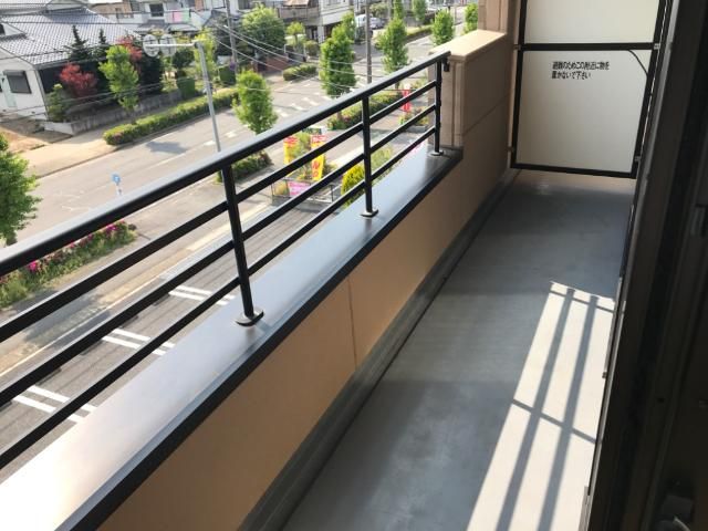 バルコニー