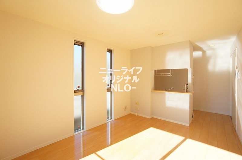 居室・リビング　※同一仕様の別部屋写真の為、現況優先となります。