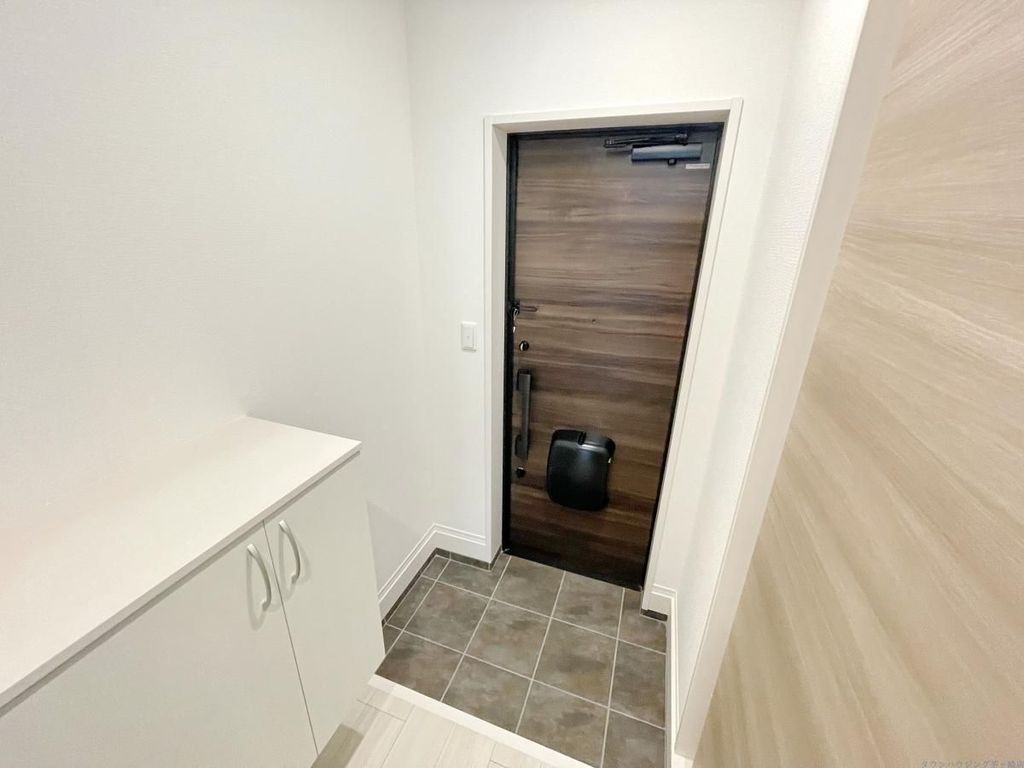 D-room赤松町の玄関写真