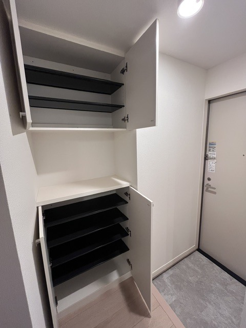 ベルリード吉岡上町B棟の玄関写真