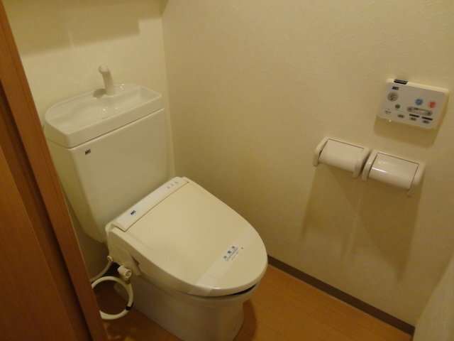 日向セントラルコートのトイレ写真