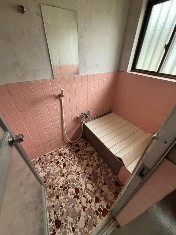 本野町北貝津貸家17の風呂写真