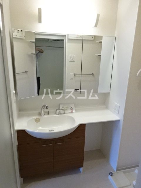 ＪＲ常磐線 松戸駅 徒歩24分 2階建 築13年の内装写真
