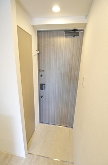 コンポジット元住吉の玄関写真