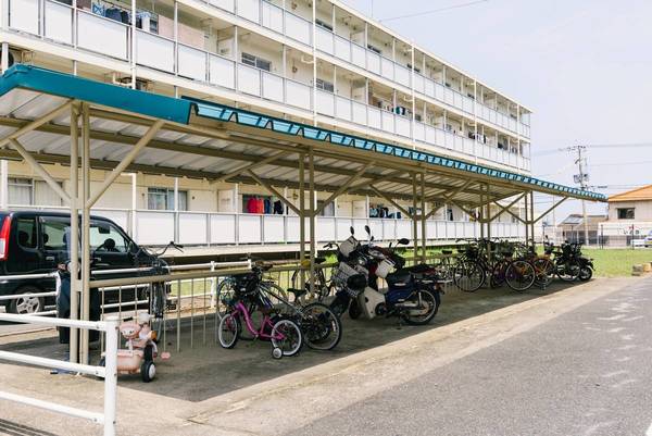 ビレッジハウス前原1号棟の外観写真