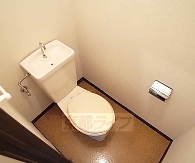 トイレ　・お問い合わせは京都ライフまで・