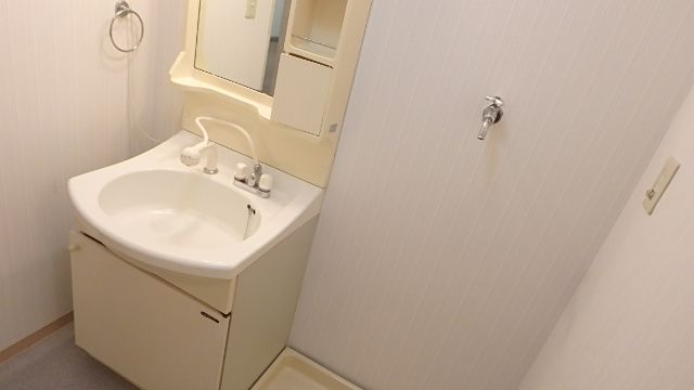 ＪＲ大阪環状線 福島駅 徒歩3分 9階建 築30年の内装写真