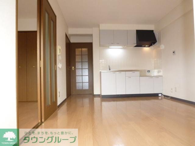 ロイヤルヒルズ 912953の内装写真