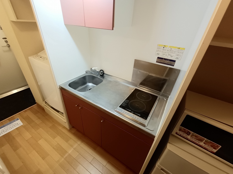 キッチン　実際のキッチンは設備・仕様が異なる場合がございます
