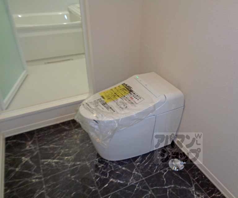 RAN-FUSHIMIのトイレ写真