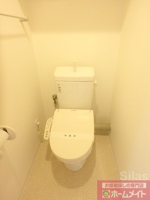 ＪＲ東西線 御幣島駅 徒歩5分 7階建 築13年のトイレ写真